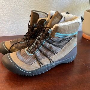 JBU snow and rain boots